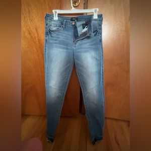 Nice washed blue jeans size 8!